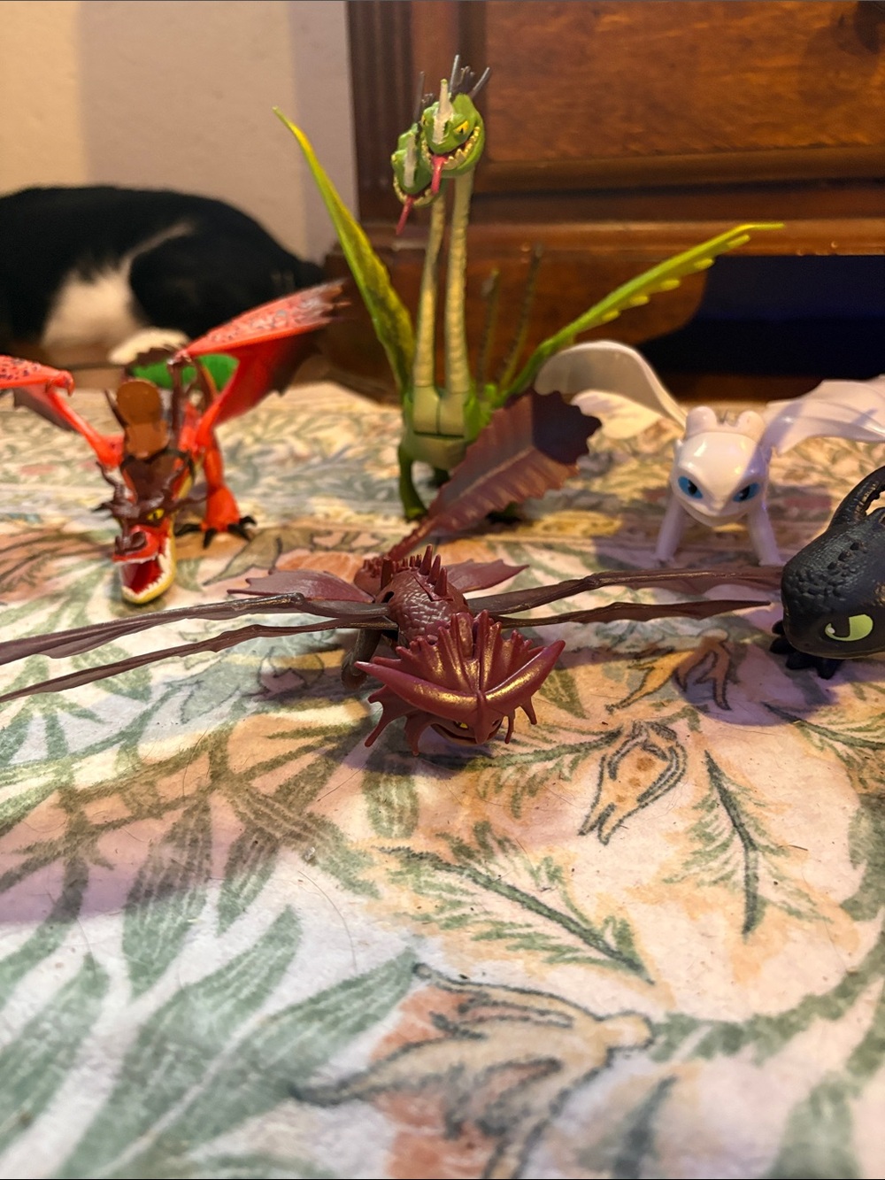Assorted How To Train Your Dragon Set - Picture 3 of 4